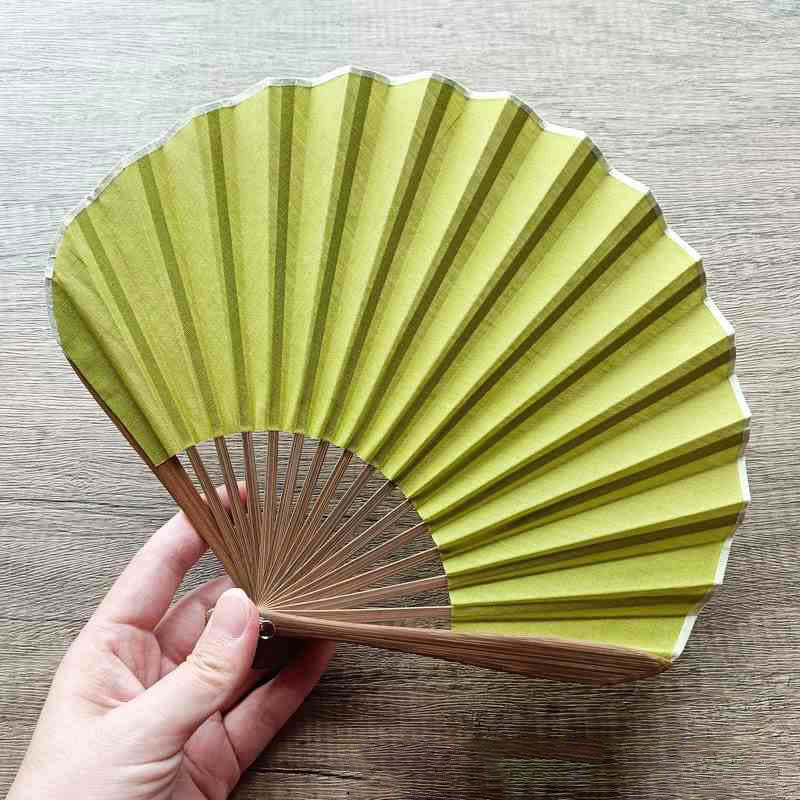 Buddha Stones Retro Solid Color Shell Shape Handheld Bamboo Folding Fan - GreenYellow 22cm - image 7