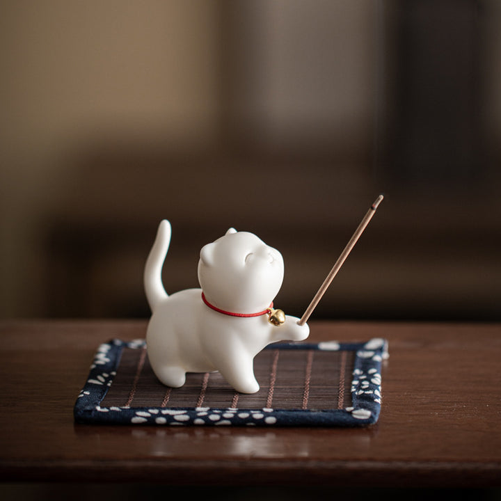 Buddha Stones Mini Lucky Cat Kitten Tea Pet Ceramic Home Desk Figurine Decoration With Bamboo Mat - White Kitten 6.2cm*3.2cm*5.6cm - image 0