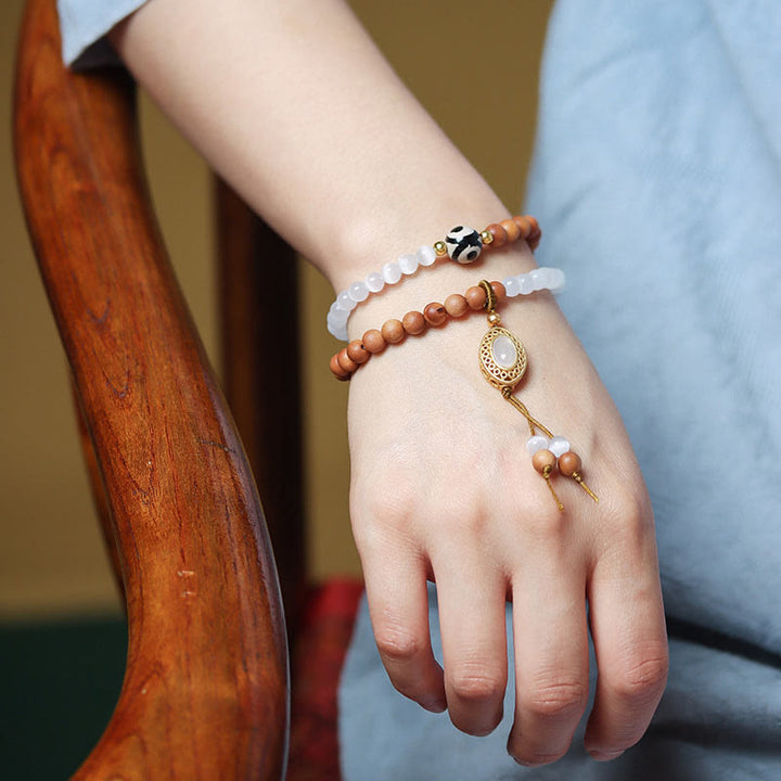 Buddha Stones Sandalwood Cat's Eye Three-eyed Dzi Bead Crystal Protectioin Bracelet - image 4