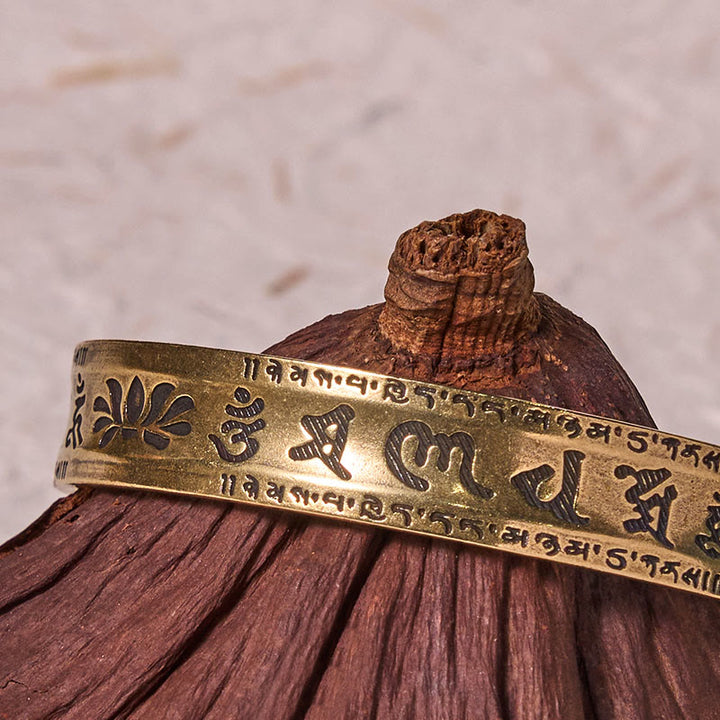 Buddha Stones Six True Words 'om Mani Padme Hum' Heart Sutra Lotus Copper Brass Peace Cuff Bracelet Bangle - image 5