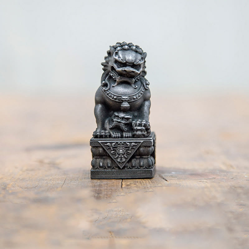 Buddha Stones Handmade Lion Fu Foo Dogs Iron Powder Rust Cast Resin Statue Ward Off Evil Protection Home Decoration - Black Version - Lioness - 8.5*4cm - image 1