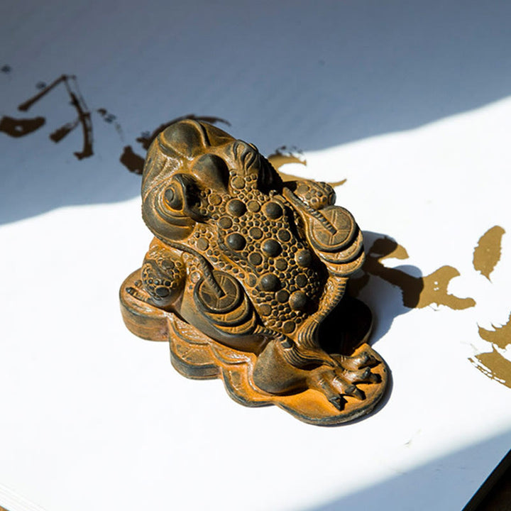 Buddha Stones Handmade Feng Shui Frog Toad Copper Coins Iron Powder Rust Cast Resin Statue Home Decoration - image 3