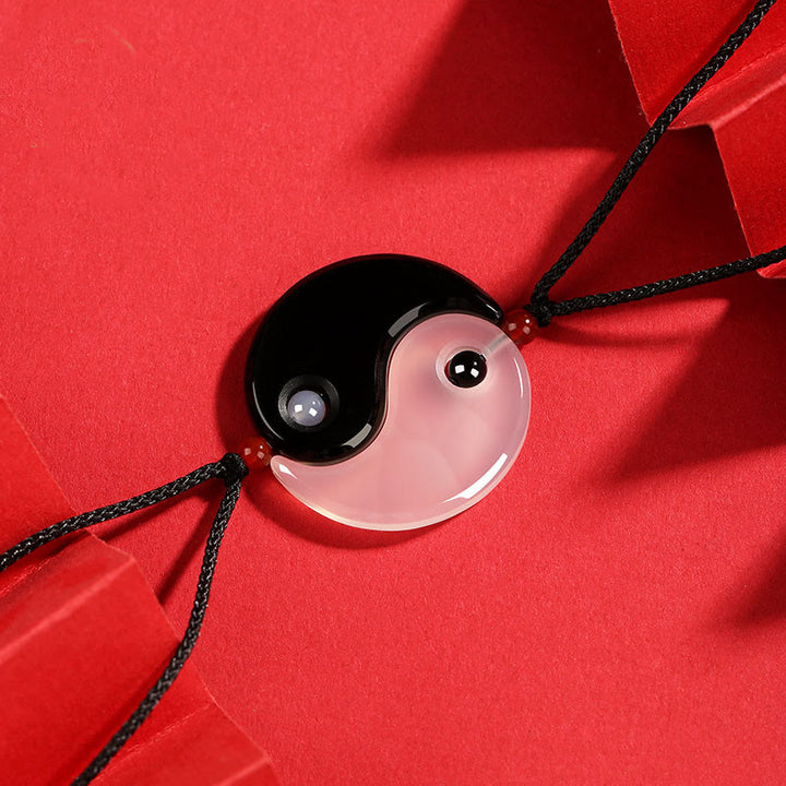 Buddha Stones Black Onyx White Agate Yin Yang Tai Chi Diagram Fortune Couple Necklace Pendant - image 1