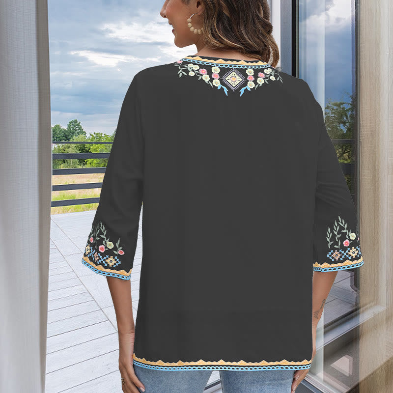 Buddha Stones Spring Daily Embroidery Flower Pattern Long Sleeve V-neck Cotton Women's T-Shirt - image 2