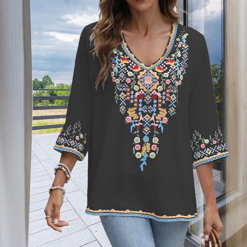 Buddha Stones Spring Daily Embroidery Flower Pattern Long Sleeve V-neck Cotton Women's T-Shirt - Black - US14，UK/AU18，EU46 (4XL) - image 0