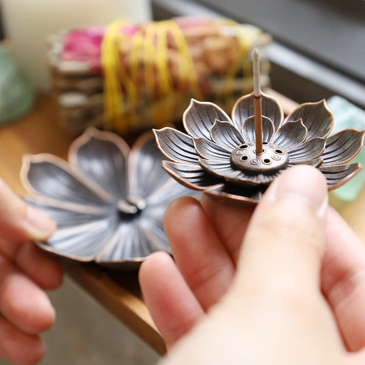 Buddha Stones Creative Six-hole Lotus Incense Burner - image 4
