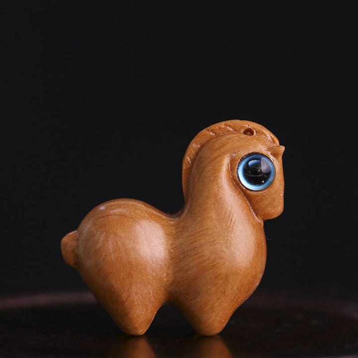 Buddha Stones Small Leaf Red Sandalwood Green Sandalwood Lucky Mini Horse Protection Decoration - Sandalwood Horse(Medium Size 39*24*17mm) - image 9