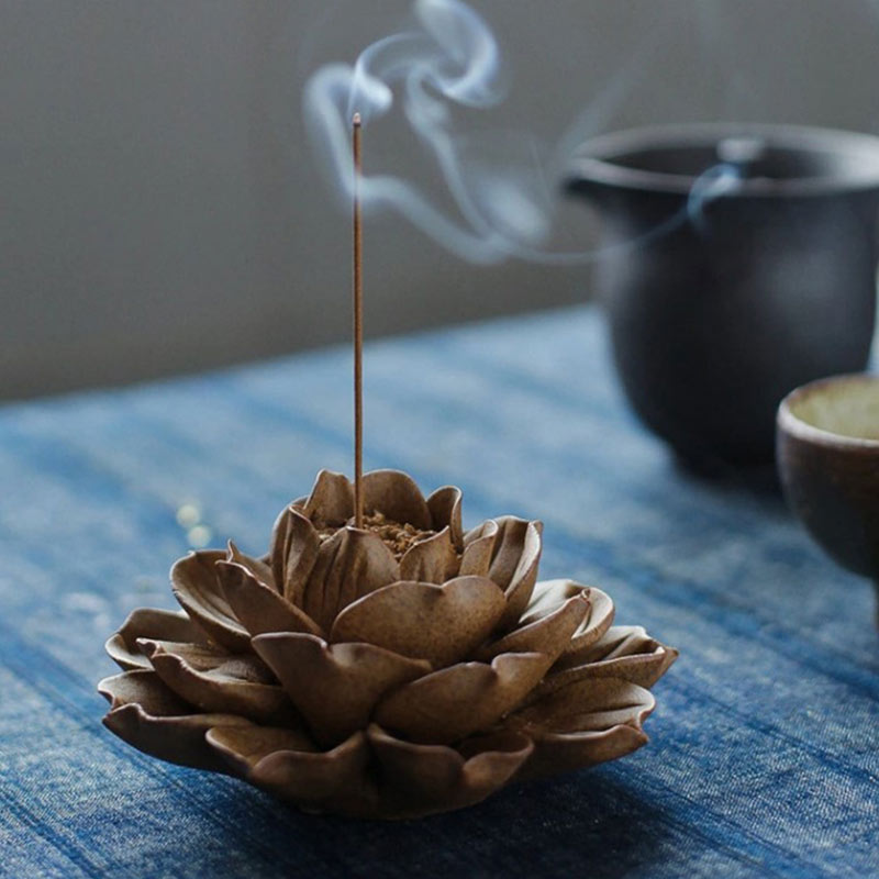 Buddha Stones Tibetan Backflow Lotus Meditation Incense Burner - Lotus - image 0