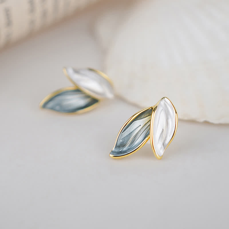 Leaf Design Luck Stud Earrings - image 4