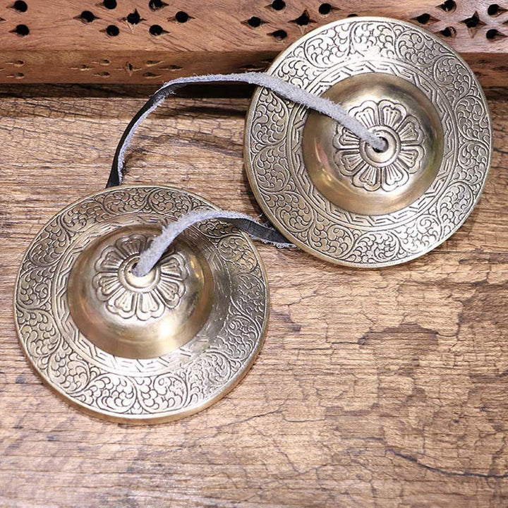 Buddha Stones Tibetan Tingsha Bell Auspicious Cloud Six True Words Copper Wealth Decoration - image 0
