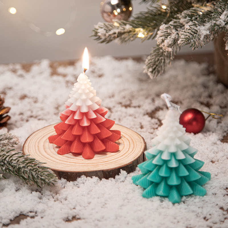 Christmas Tree Scented Soy Wax Candle Gift For Family Friends - image 1